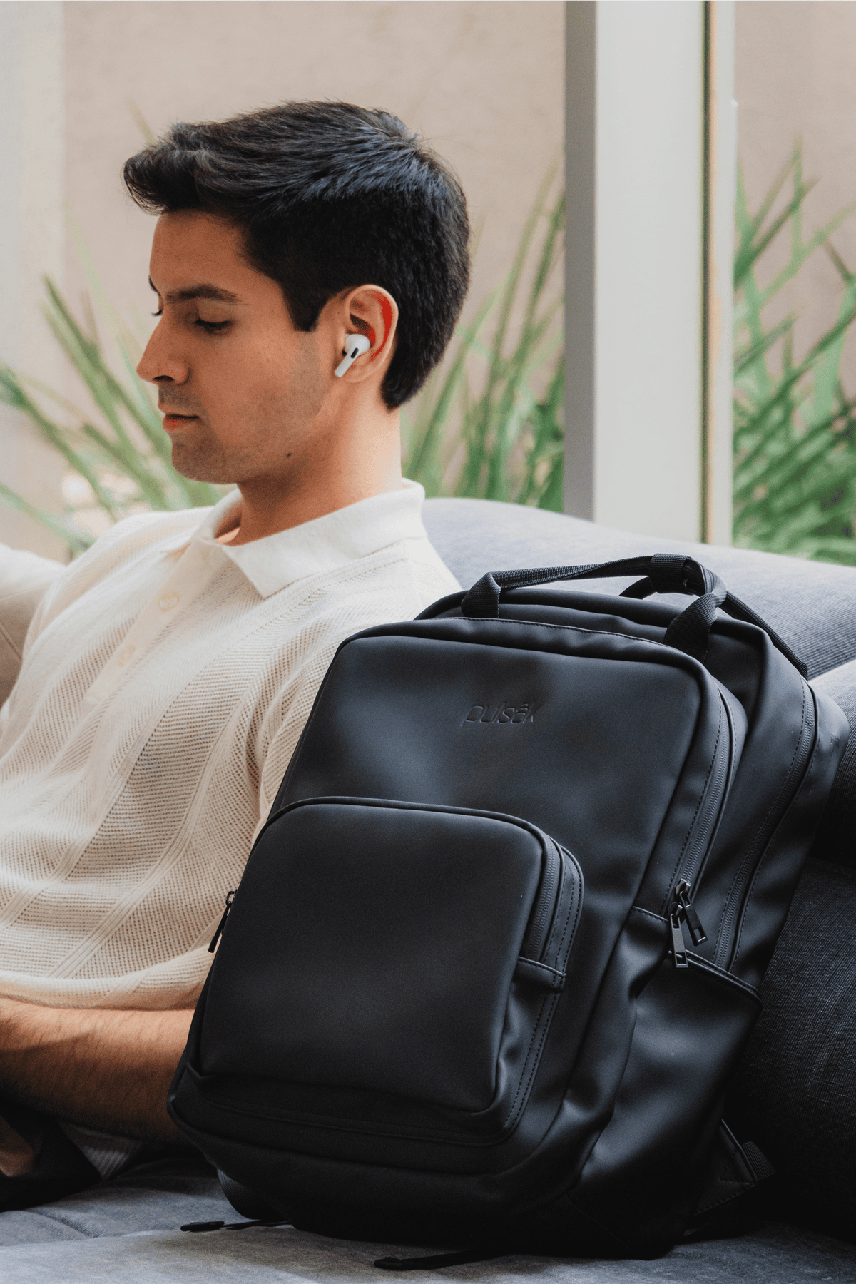 Essential Bag Black